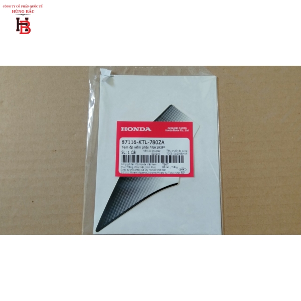 TEM ỐP YẾM PHẢI ZX TRẮNG 87116KTL780ZA